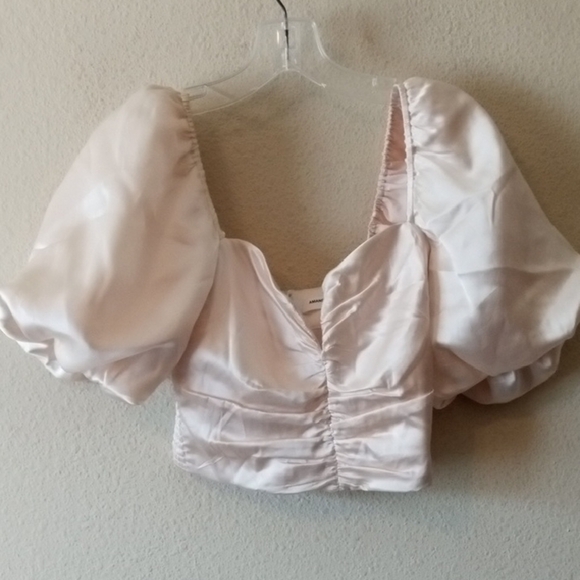 Amanda Up Richard Silk Top - Picture 2 of 7